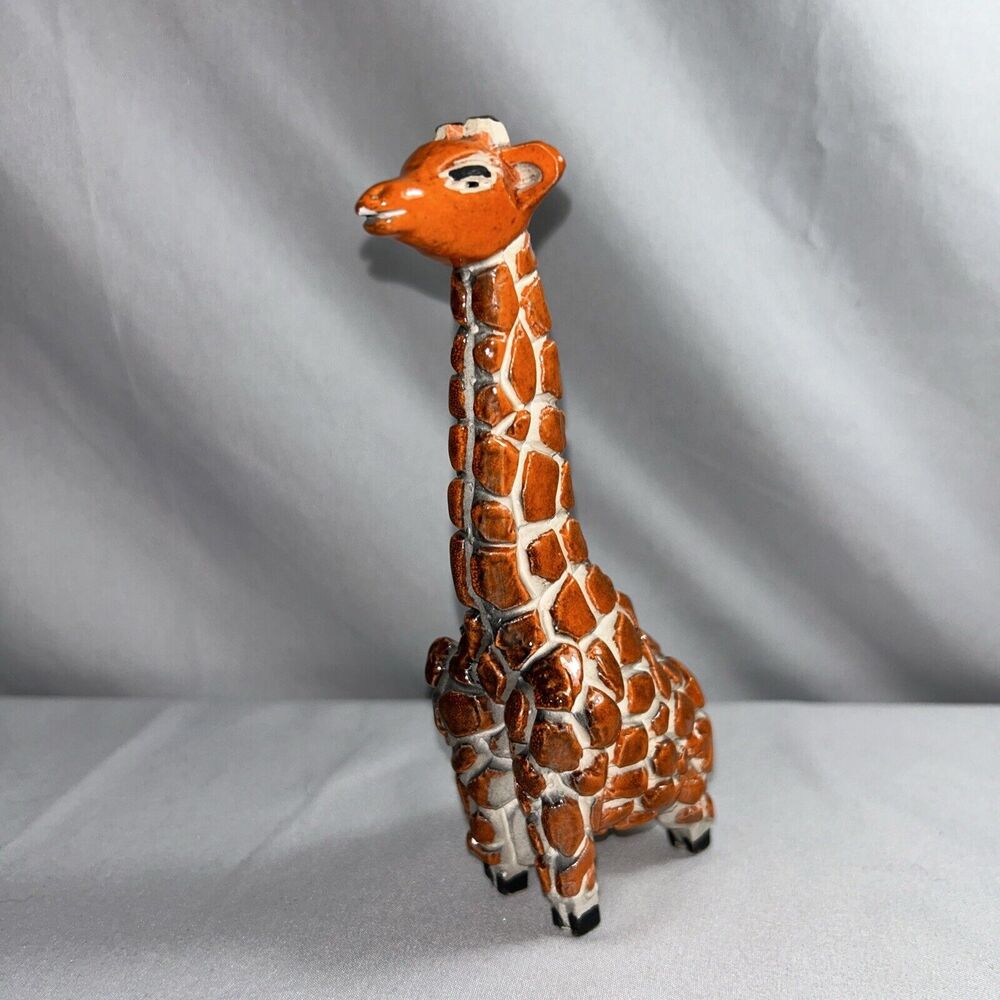 Rinconada Classic Giraffe Retired Artesania Raku Fired Pottery Artisan